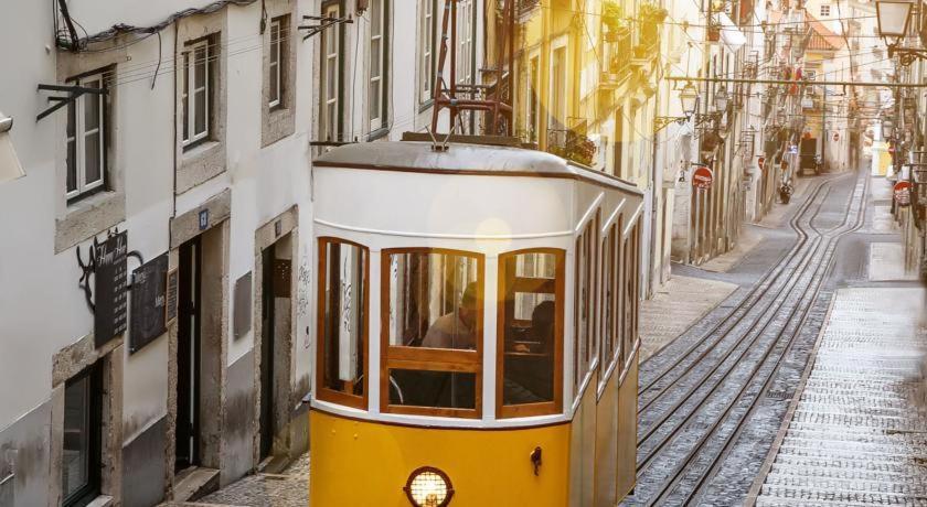 Хостел No Limit Bairro Alto Лісабон Екстер'єр фото